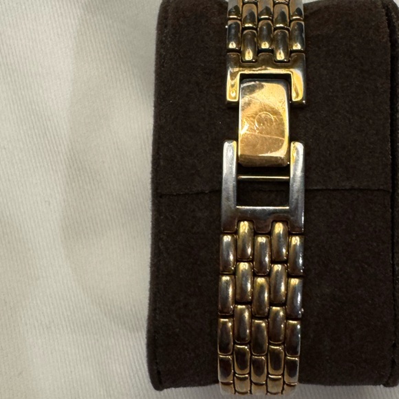 Movado Women’s Swiss Gold Plated  Watch with Black Dial - Picture 6 of 7